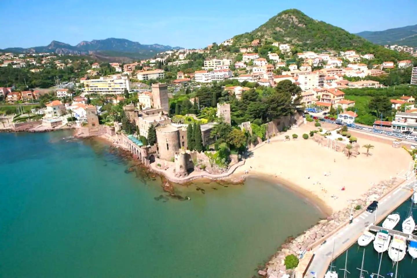 Ginkgo Studio - Piscine, Proche De La Mer, Golf, Wifi Mandelieu La Napoule Bagian luar foto